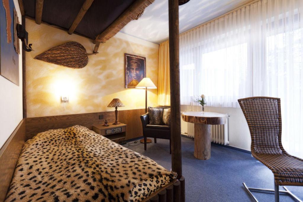 Themen Hotel Terrassen Cafe บาดมุนดาร์อัมไดส์เทอร์ ภายนอก รูปภาพ