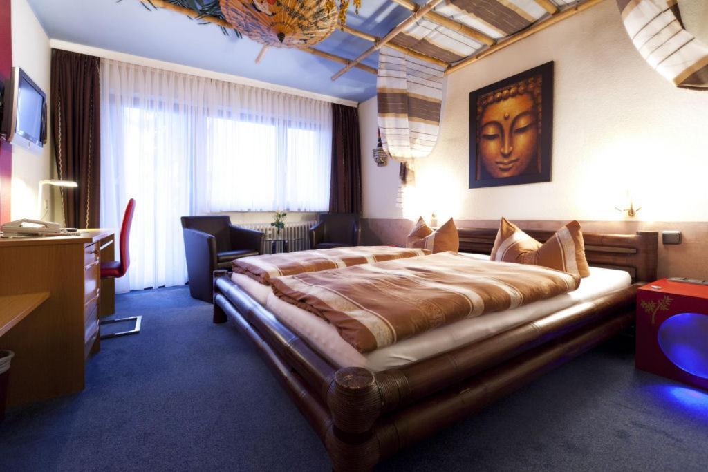 Themen Hotel Terrassen Cafe บาดมุนดาร์อัมไดส์เทอร์ ภายนอก รูปภาพ