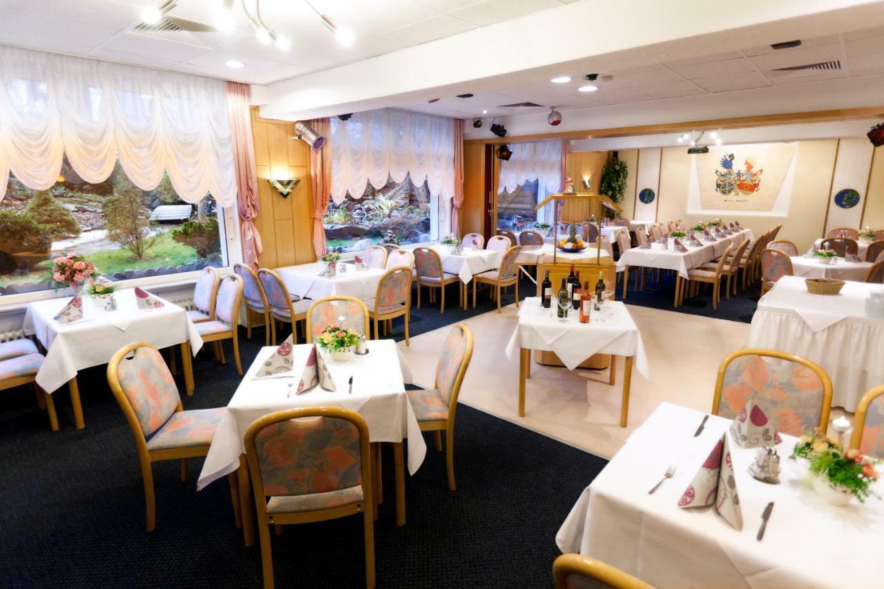 Themen Hotel Terrassen Cafe บาดมุนดาร์อัมไดส์เทอร์ ภายนอก รูปภาพ